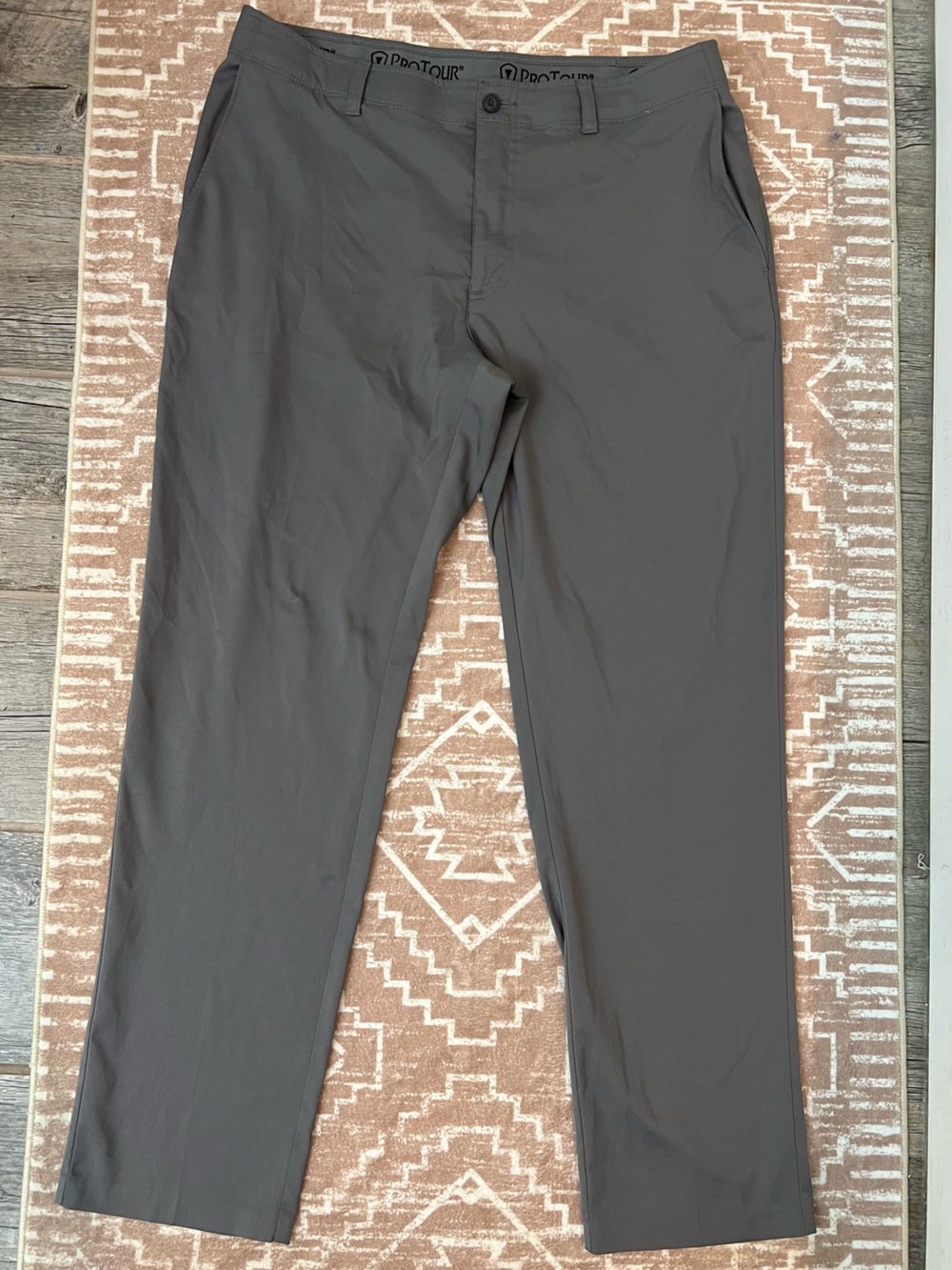 Pro Tour Golf Men's Charcoal Stretch performance pants 36/32 EUC